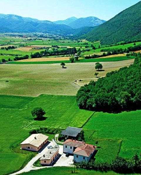 Agriturismo La Cascina Di Opaco 노르시아 외부 사진
